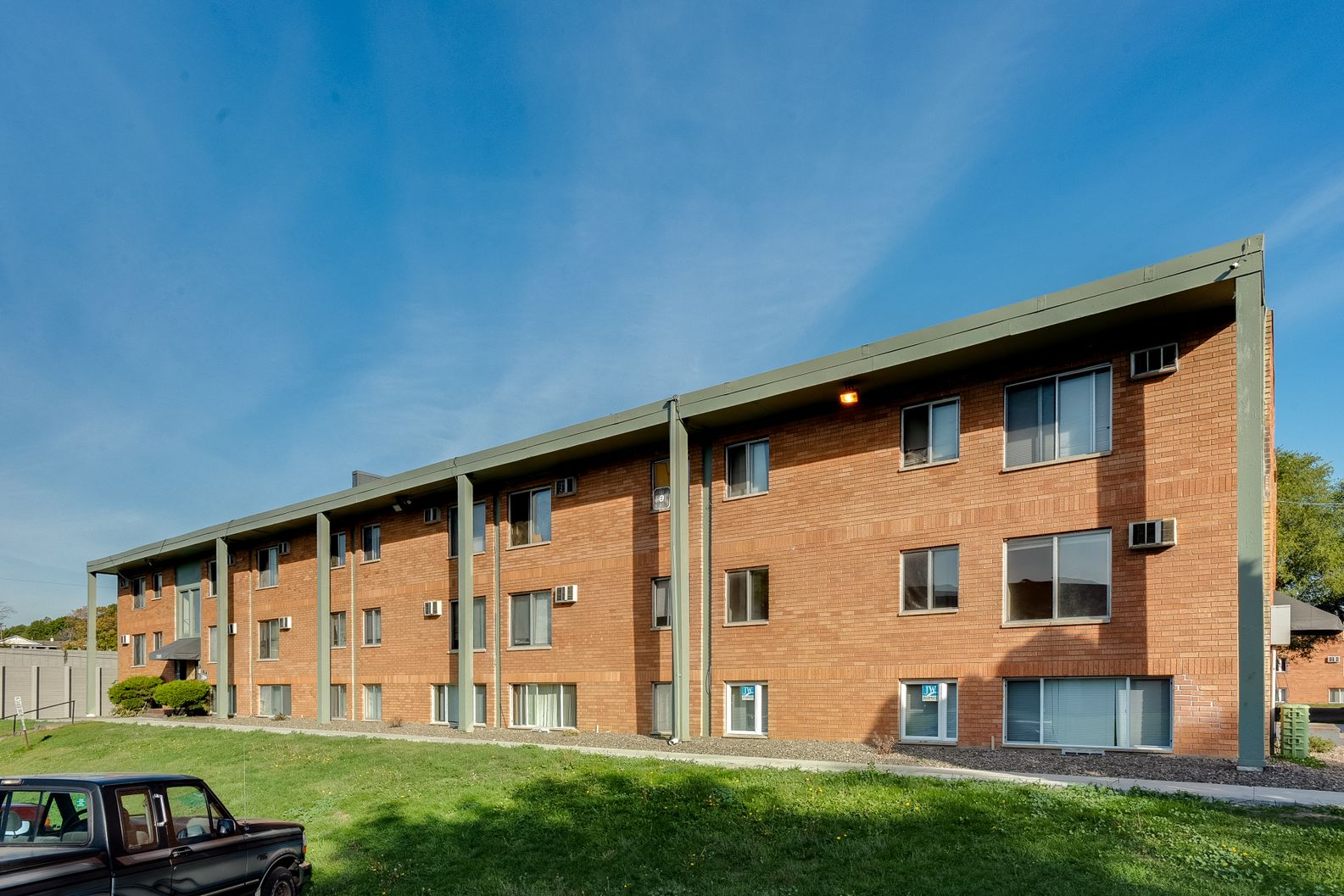 1527 Westminster St #307